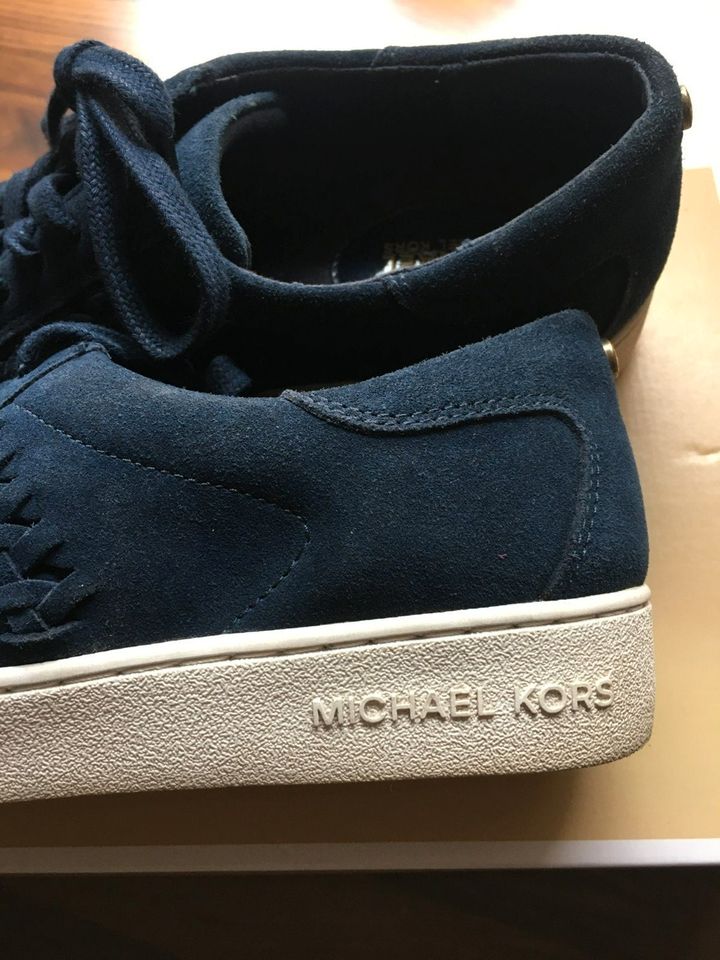 Michael Kors Sneakers navy blau Gr.38,5 mit OVP in Schwarzenbruck