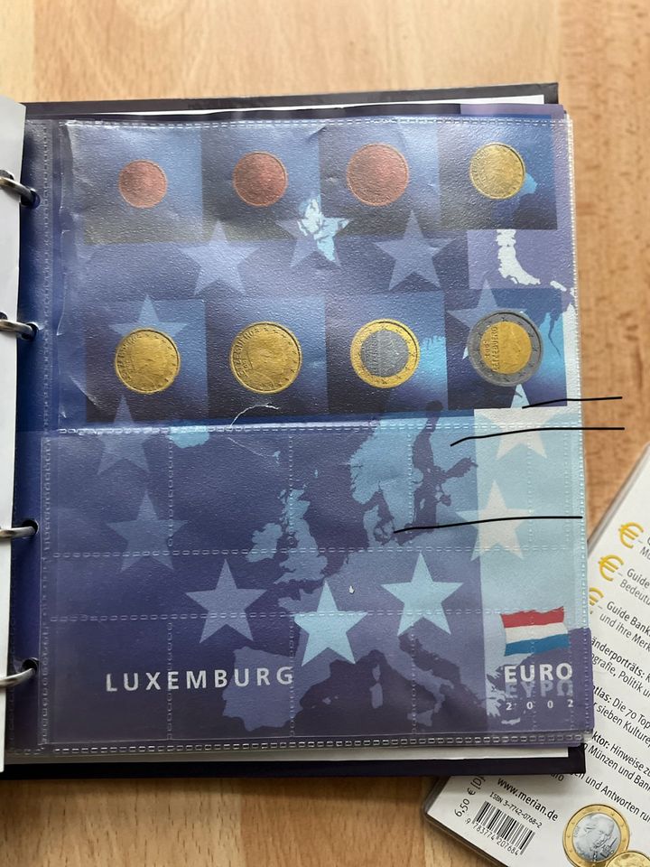Euro Sammelalbum (leer) und Buch mit dem Euro durch Europa in Höhenkirchen-Siegertsbrunn