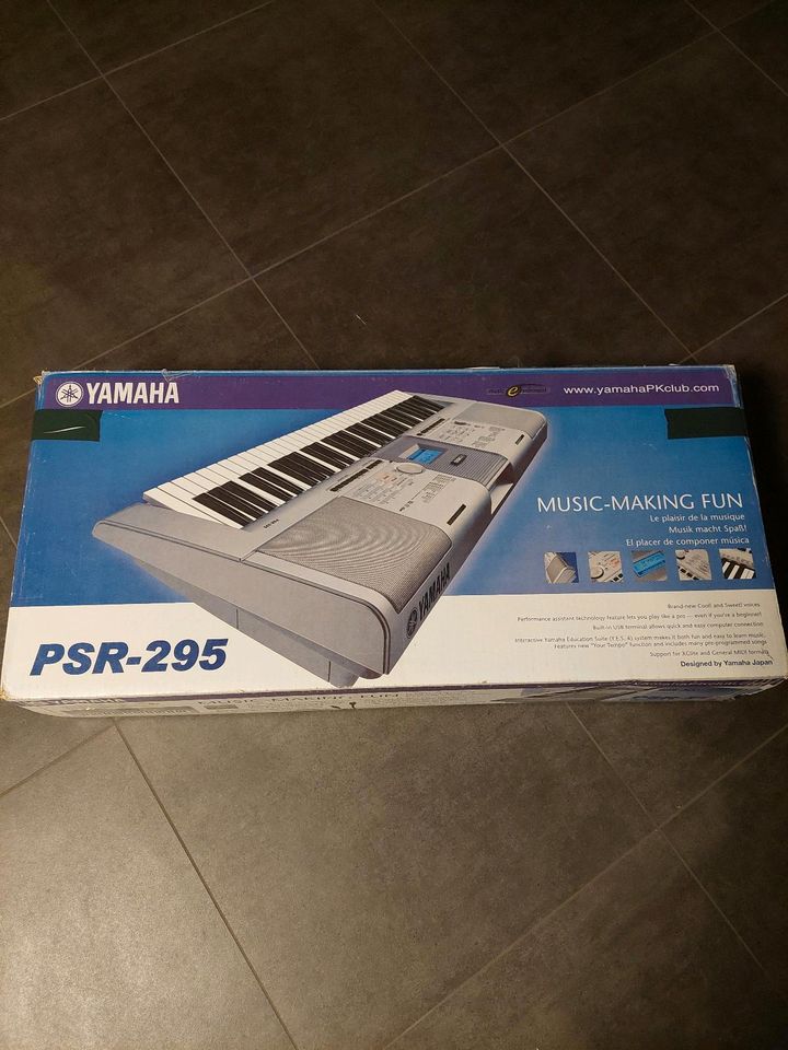 Keyboard/Elektronische Orgel YAMAHA PSR 295 in Weilheim