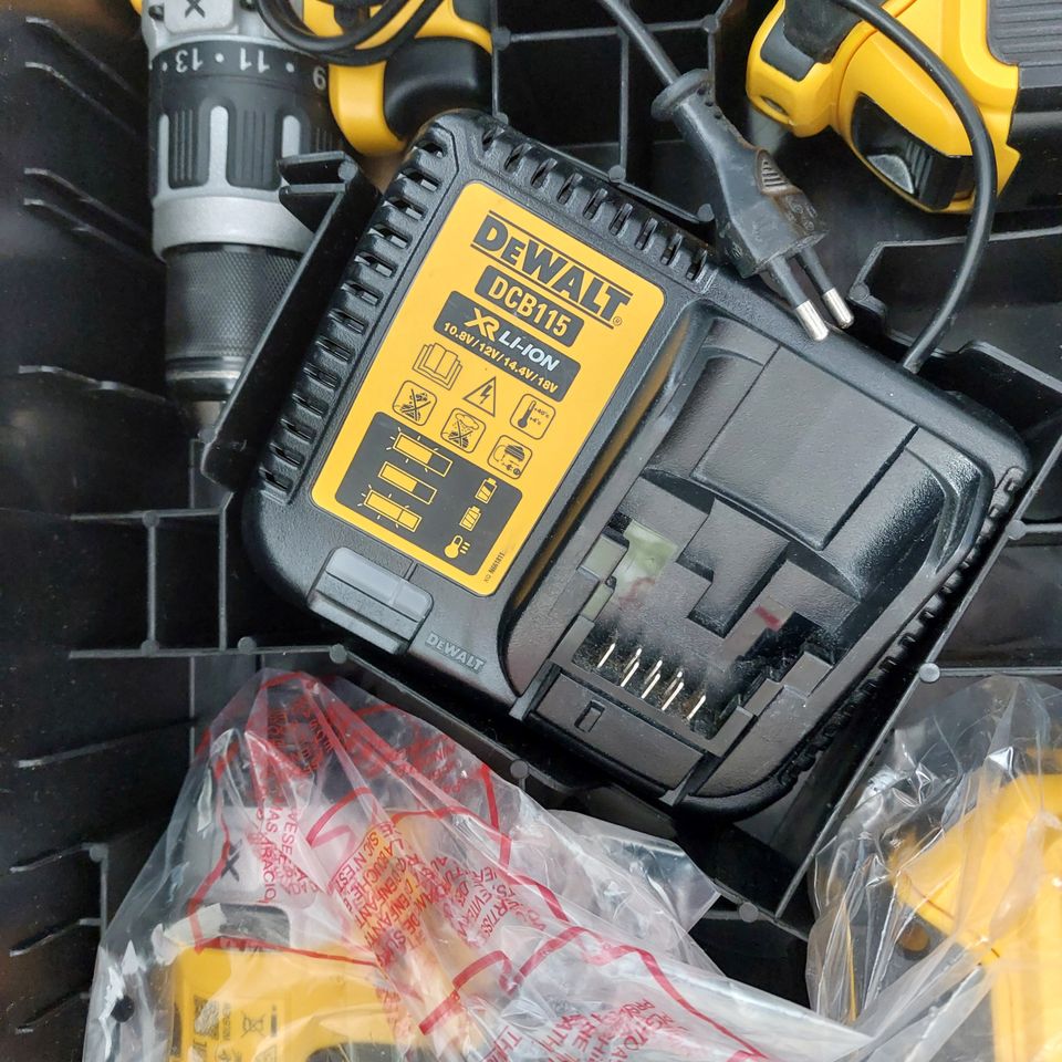 DeWalt DCK266P2T, DCD796 Bohrhammer, DCF887 Schlagschrauber, 2x 5 in Krautheim