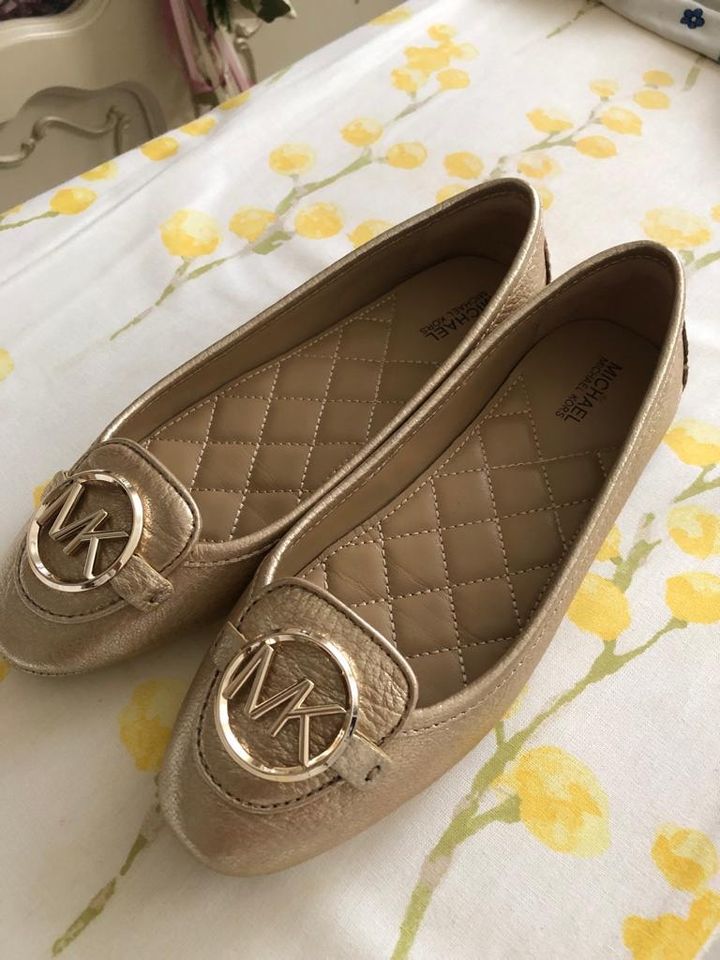 Michael Kors Ballerina, beige, Größe 35,5 in Baden-Württemberg -  Oberderdingen | eBay Kleinanzeigen ist jetzt Kleinanzeigen