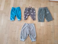 4 Stück Hosen Gr. 50/56 Baby H&M Baumwolle Frottee Blau Braun Kin Baden-Württemberg - Ulm Vorschau