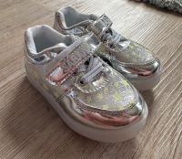 Sabana Silber Sneaker Gr 22/23 Mädchen wie neu Niedersachsen - Laatzen Vorschau