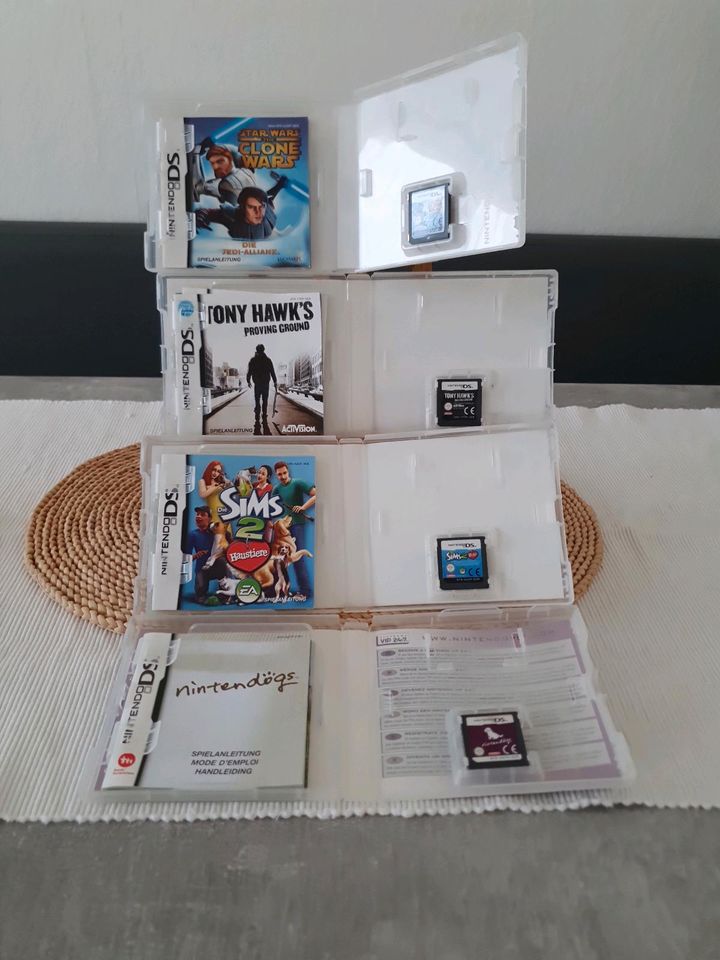 Nintendo DSi + 13 Spiele in Köln