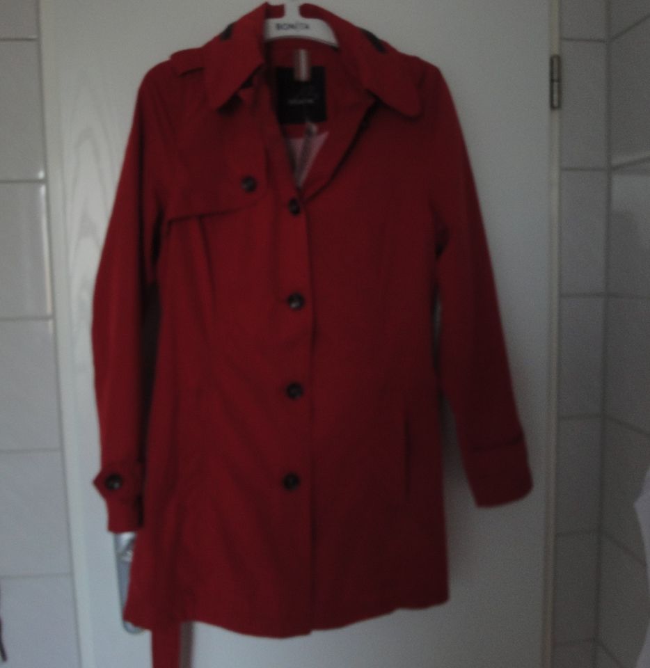 Bonita Trenchcoat Gr 39 rote Jacke Mantel in Osnabrück