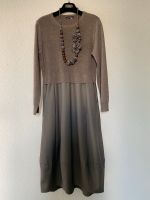 Hellbraunes Midi Kleid mit extravaganter Kette Gr. 38 (M) Baden-Württemberg - Kornwestheim Vorschau