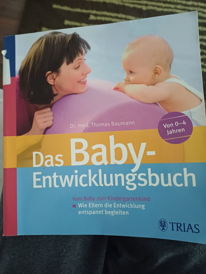 Baby Entwicklungsbuch Hebammen Sprechstunde Stillbuch in Zootzen Damm