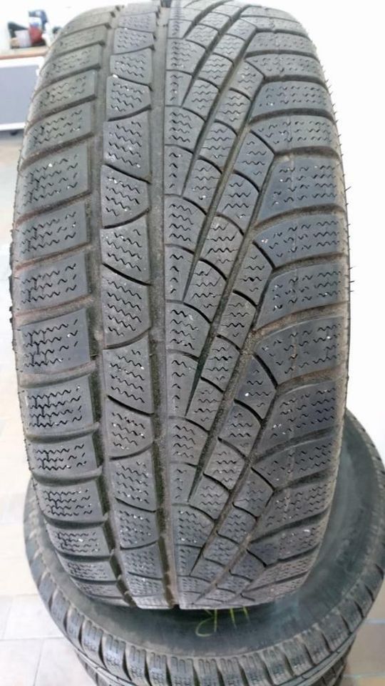 Ford Kuga Ford C-Max Volvo V70 Volvo XC70 Winterräder 235/60 R16 in Rehna