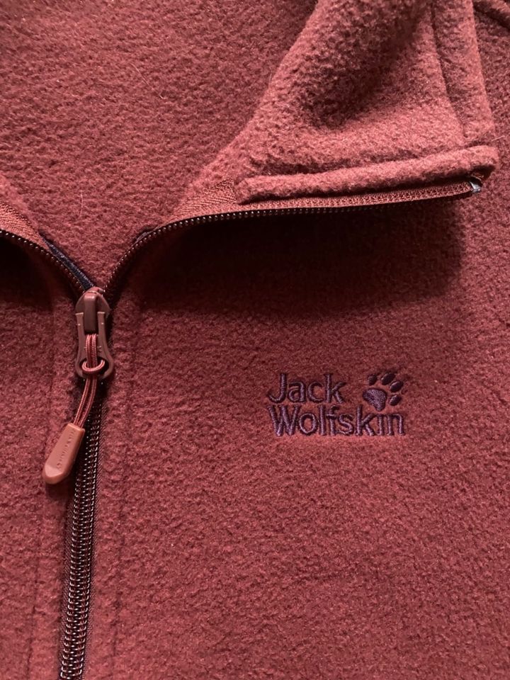 Jack Wolfskin Herren Sweater Gr. M rot Nanuk 200 Outdoor Jacke in Gelsenkirchen