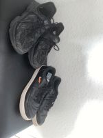 Adidas ozweego + Nike Damenschuhe schwarz Berlin - Spandau Vorschau