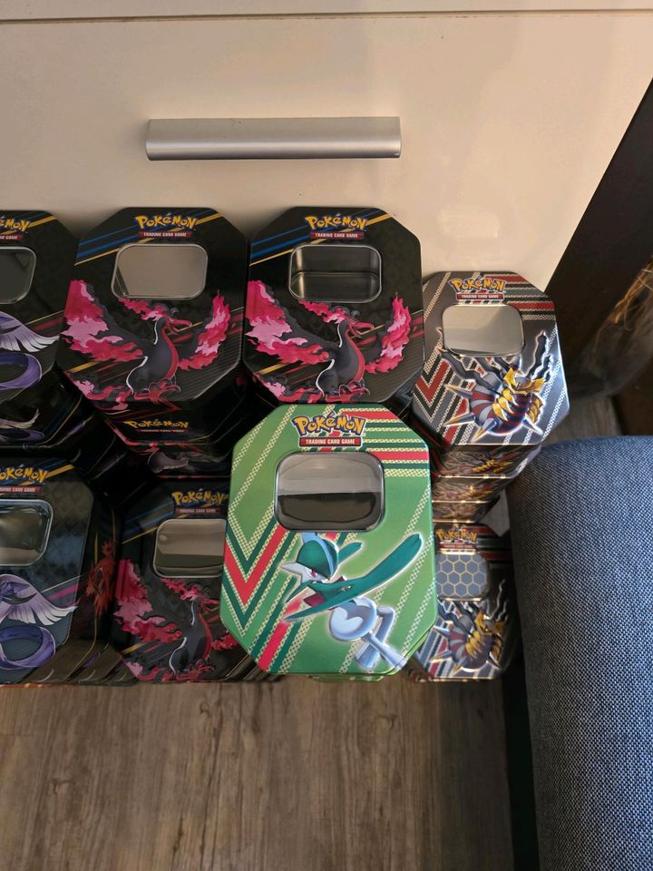 Pokemon Dosen Dose Box Tin tins 2euro Stück in Freital