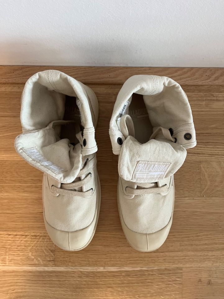 Palladium Baggy Stone / Khaki Herren Schuhe, Größe: 42, wie neu! in Bremen