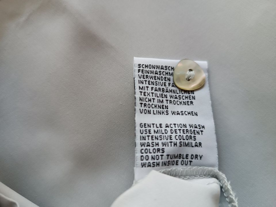 ♥ QS * Bluse * ärmellos * hellgrau * Gr. 38 in Düsseldorf