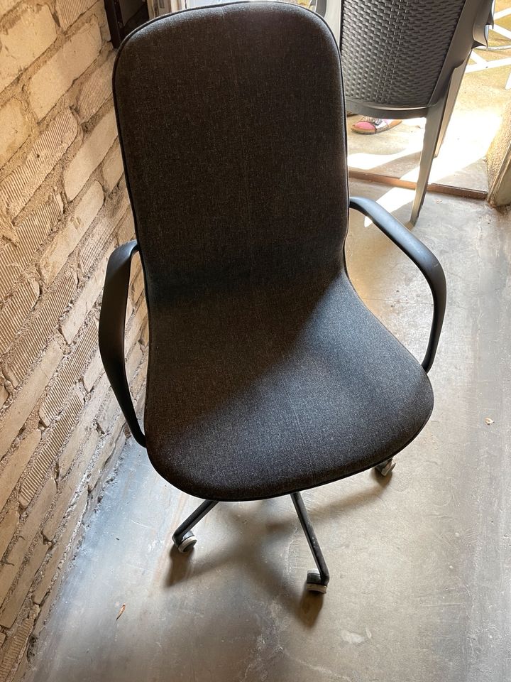 Schreibtischstuhl Stuhl IKEA LÅNGFJÄLL grau gebraucht in Centrum
