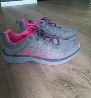 Tamaris Sneaker/Wanderschuhe Grau Gr.40 Neuwertig Nordrhein-Westfalen - Hamminkeln Vorschau