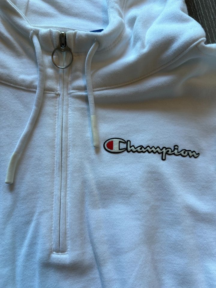 Champion Pullover Gr. M NEU in Titz