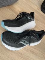 Laufschuh Saucony Guide 17 wie neu Größe 40 Hessen - Biebergemünd Vorschau
