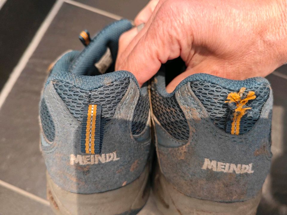 Meindl Wanderschuhe 36 in Leverkusen