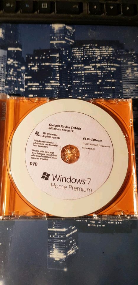 Windows 7 Home Premium 64 Bit mit seiner Lizenz in Ludwigshafen