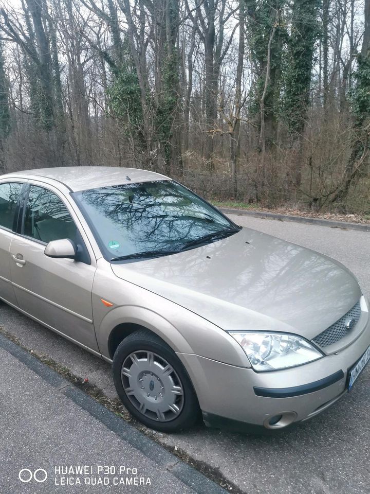 Ford mondeo in Oedheim
