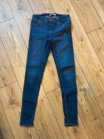 Levi’s Skinny Fit Jeans Größe 28 Niedersachsen - Walsrode Vorschau