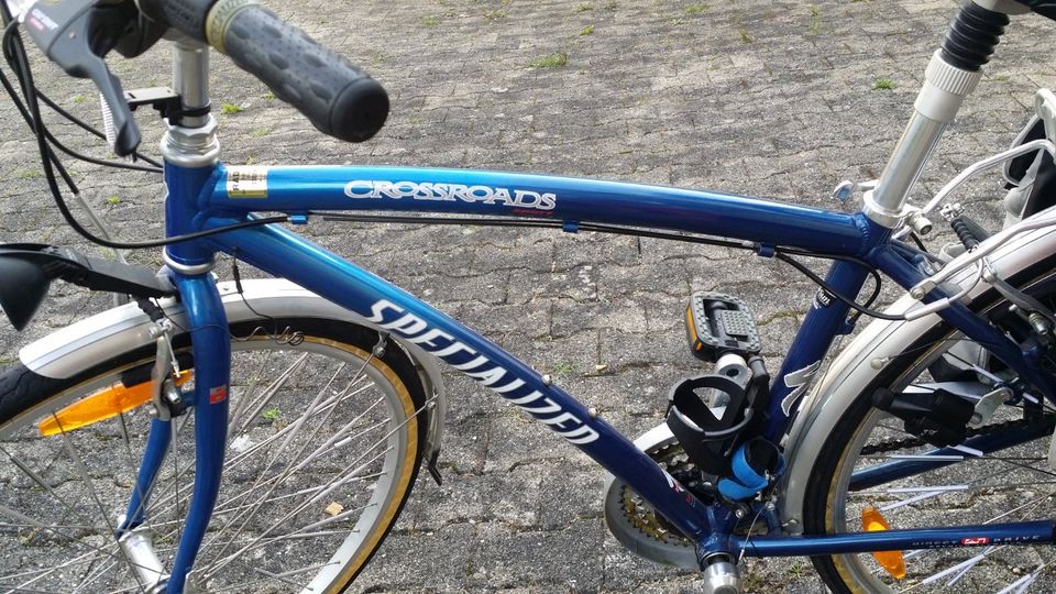 Fahrrad Speciaized Crossroads  28 Zoll in Birenbach