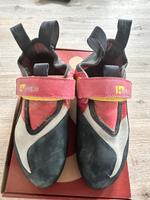 Adidas Hiangle Women Gr. 39 1/3 Wuppertal - Oberbarmen Vorschau