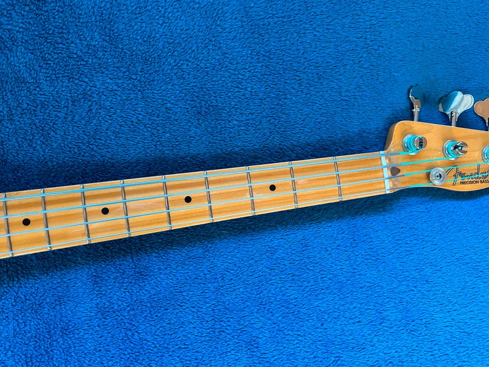 Fender American Vintage II 54 Precision E-Bass wie neu in Bonn
