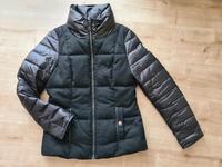 s.Oliver Winterjacke Daunenjacke schwarz Gr 36 38 S M Materialmix Bayern - Kahl am Main Vorschau