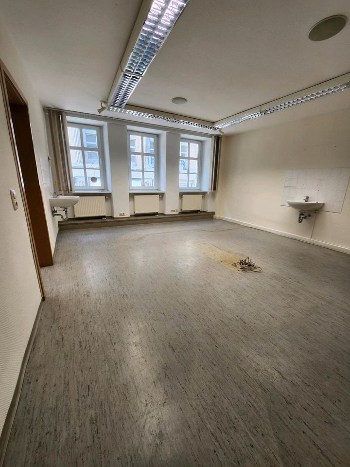 super Büro- oder Praxisräume im Zentrum von Gera in Gera