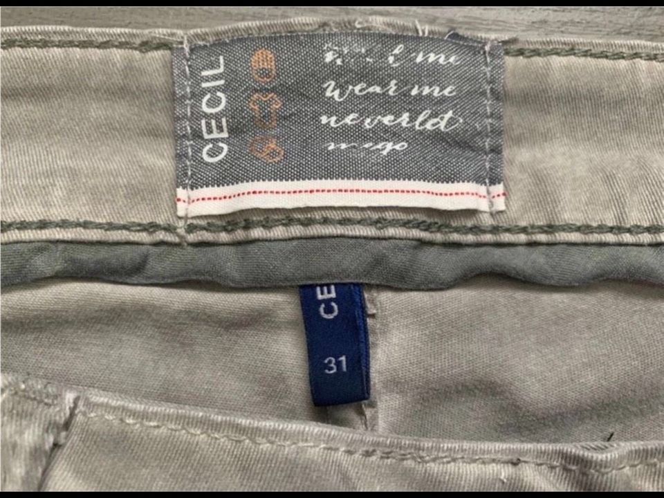 Cecil New York 28inch Damen Hose Jeans Gr 31 grau in Edewecht
