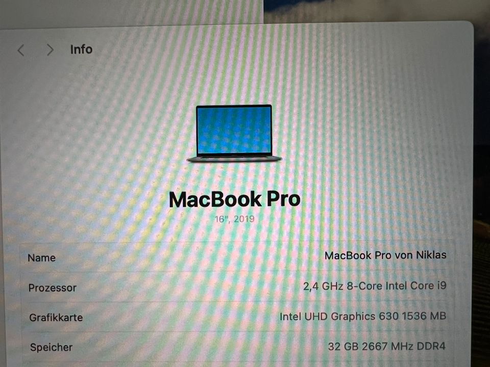 Apple MacBook Pro 16 Zoll 2019 generalüberholt in Wiesbaden