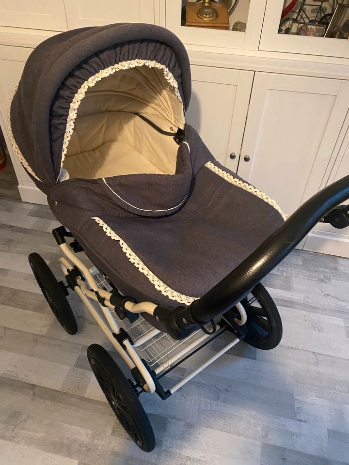 Friedrich Hugo Kinderwagen Set 3-in-1 in Hamburg