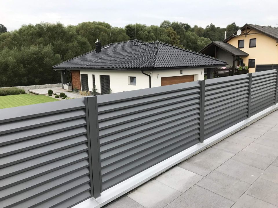 ZAUNANLAGE AUS POLEN Doppelstabmattenzaun Aluminium Zaun Günstig in Frankfurt (Oder)