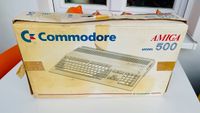 Commodore C64 & Disk Drive &Zubehör (im Amiga Karton. KEIN Amiga) Düsseldorf - Flingern Nord Vorschau