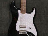 Fender Squier Stratocaster im Tom Delonge Style Bayern - Türkheim Vorschau