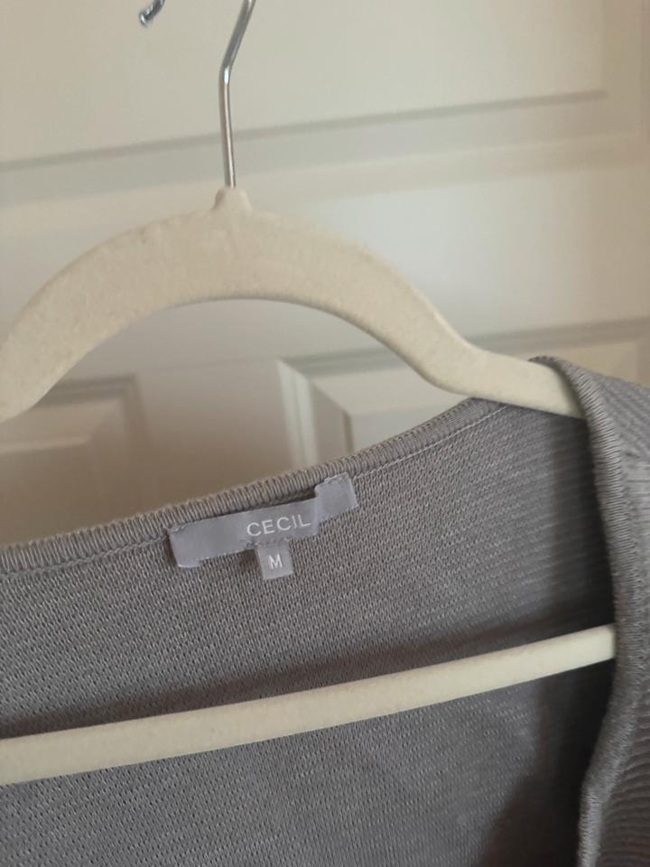 Strickjacke Cardigan lang Cecil Gr. M Streifen beige grau weiß in Ribnitz-Damgarten