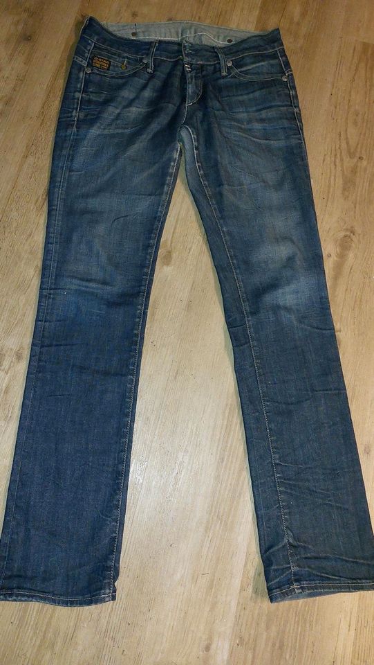 Verkaufe schöne Damen Jeans G-Star in Größe 31/34 in Vilsbiburg