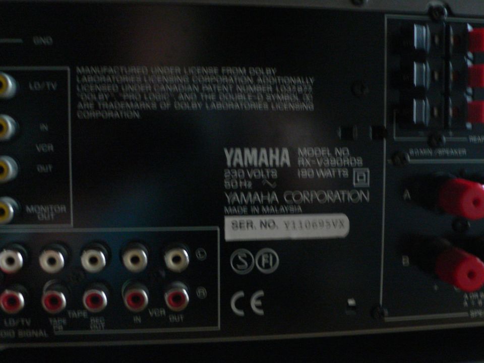 Yamaha Stereo Receiver und Yamaha Compact Disc Player in Blomberg