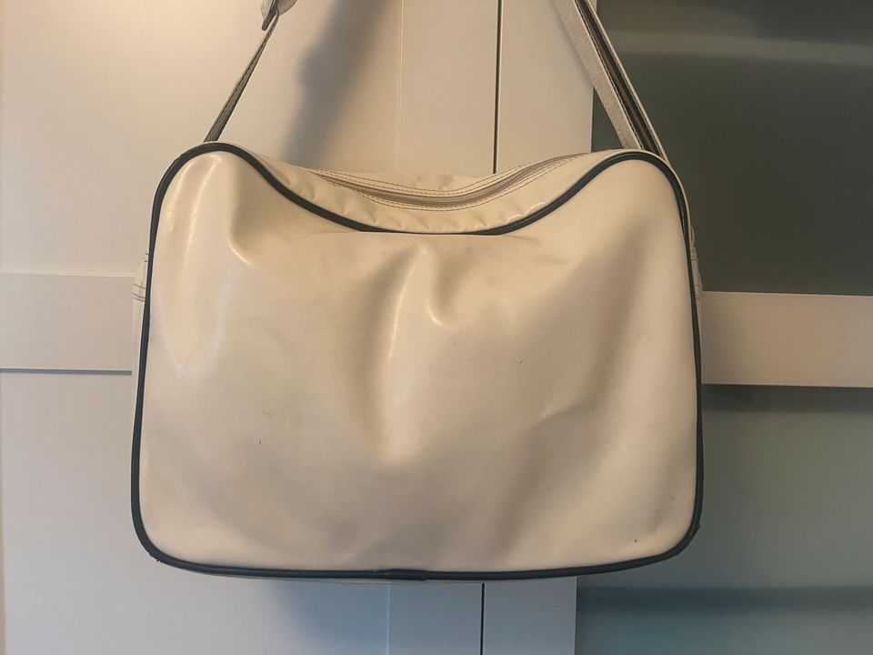 Adidas Originals Retro Tasche in Berlin