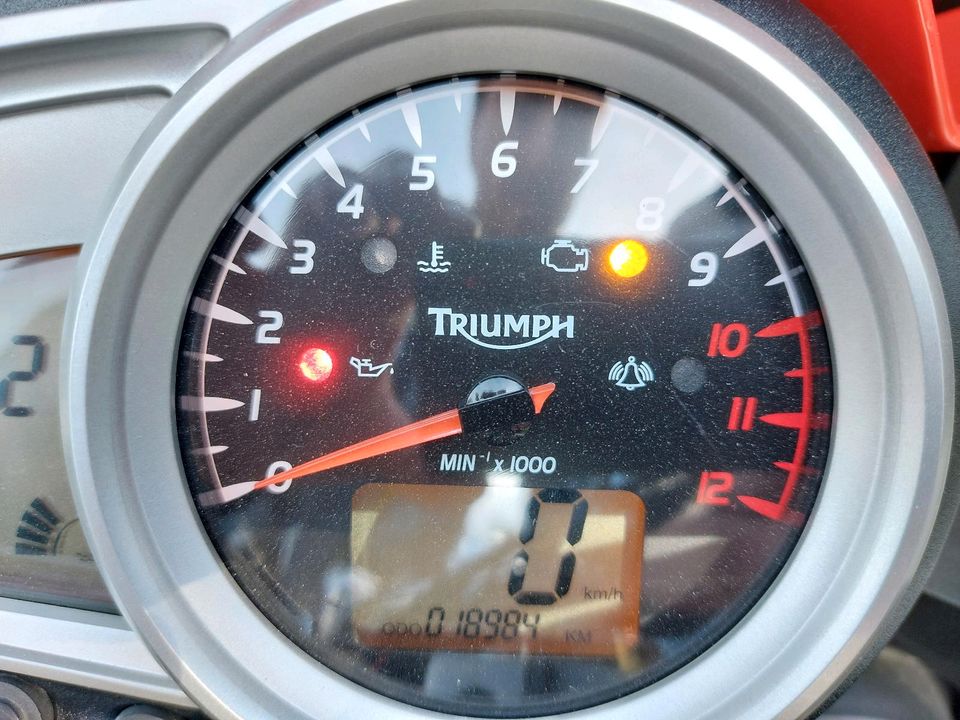 Triumph Tiger 1050 in Bergisch Gladbach