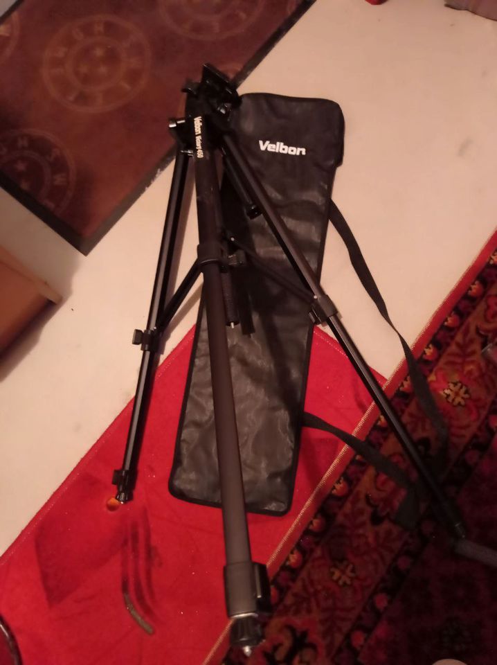 Velbon Victory 450 Tripod in Neu-Anspach