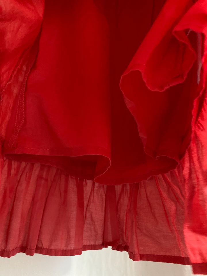 Süßes Kleid mit Rosen Größe 146 in Berlin