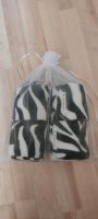 Fleece Bandagen Zebra Dresden - Cossebaude Vorschau