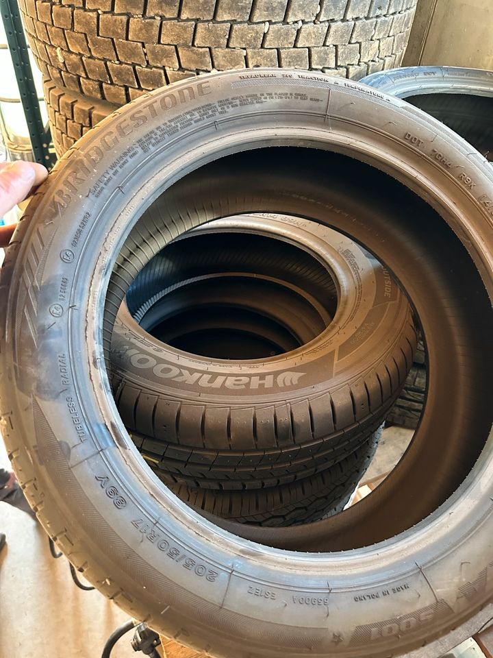 205/50R17, 89 Y, Bridgestone in Scheyern