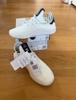 NEU Adidas Pharrell Williams Tennis HU Gr. 38 weiß/schwarz GZ3920 Brandenburg - Stahnsdorf Vorschau