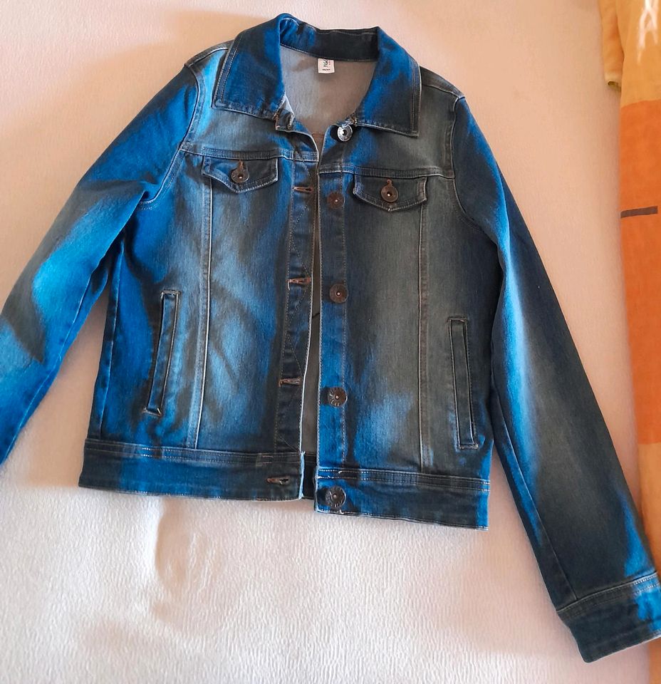 NEU Yigga Jeansjacke Mädchen Gr. 158/164 in Pressig