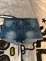 Mädchen/Damen Jeans Shorts mit Perlen und Strass Gr.176/S Saarland - Neunkirchen Vorschau