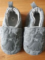 Hausschuhe / Kinderschuhe / Schuhe / Baby / Kind Gr. 23 Sachsen-Anhalt - Magdeburg Vorschau