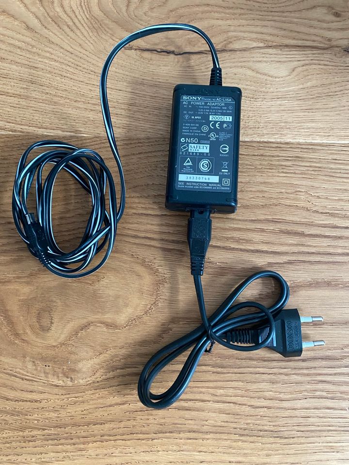 Sony Handycam DCR-Trv-270E Digital 8 inkl. OVP in Ulm